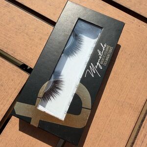 Magnitude Magnetic Eyelashes - Classic Black Brand New DateNight False Lashes
